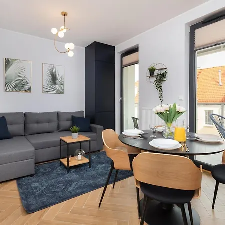 Kollataja With Parking By Renters Prestige Apartment *